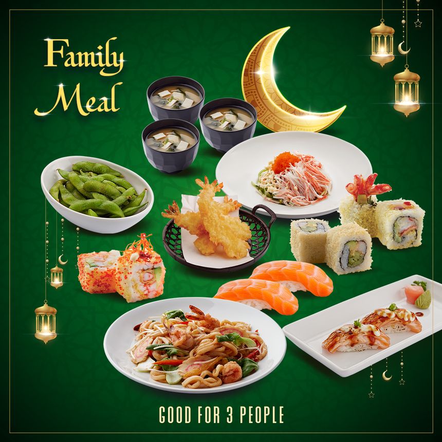 FamilyMealSmallerLanterns11